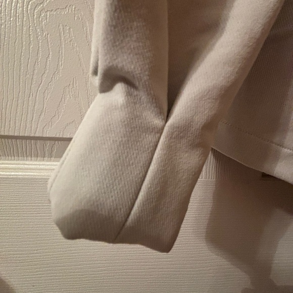 NWT…NEW BALANCE WINDdefy Athletic Jacket- size S - Picture 8 of 16